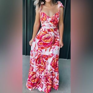 EUC 2 Piece Maxi Skirt/Top Set Vacation Tropical Print Orange/Red/White/Pink